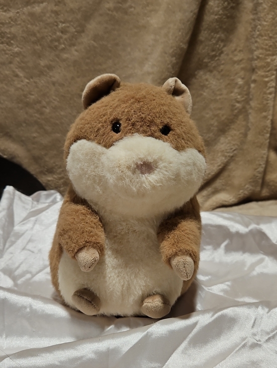 Jellycat Other - Jellycat Brown and Cream Hamster Plush